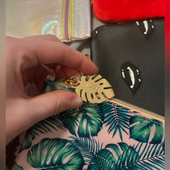 ipsy glam bags - Picture 2 of 3